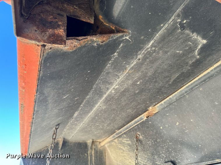 image for item DW2317 2000 International 4900  dump truck