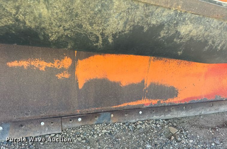 image for item DW2317 2000 International 4900  dump truck