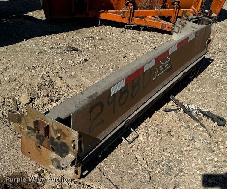 image for item DW2317 2000 International 4900  dump truck