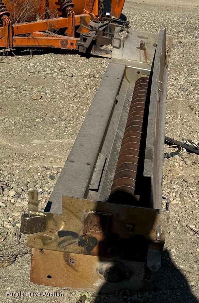 image for item DW2317 2000 International 4900  dump truck