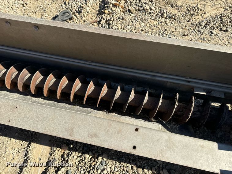 image for item DW2317 2000 International 4900  dump truck