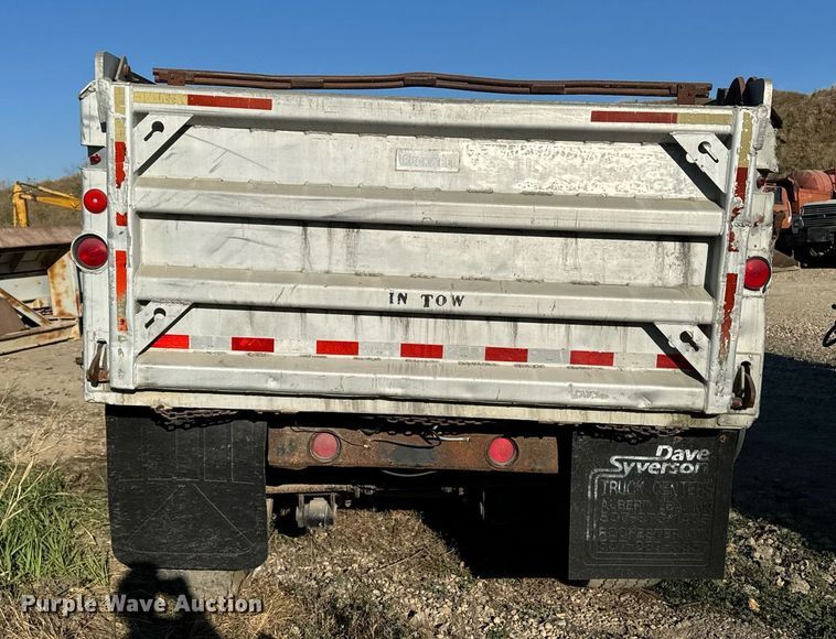 image for item DW2318 1979 Truckweld PTEVSC end dump pup trailer