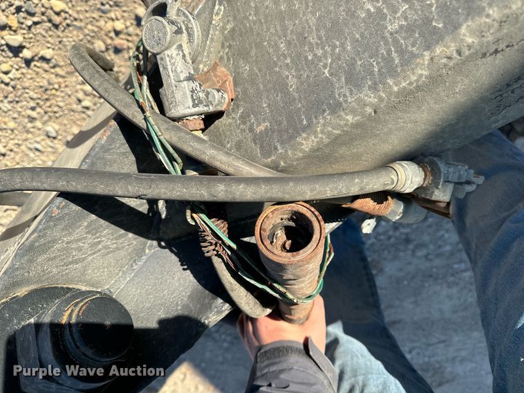 image for item DW2318 1979 Truckweld PTEVSC end dump pup trailer