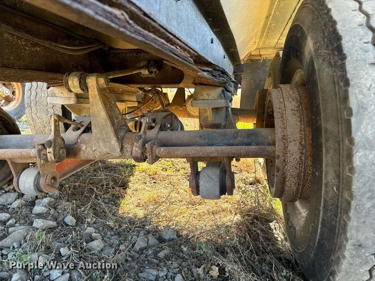 image for item DW2318 1979 Truckweld PTEVSC end dump pup trailer