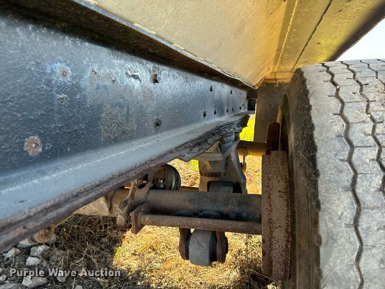 image for item DW2318 1979 Truckweld PTEVSC end dump pup trailer