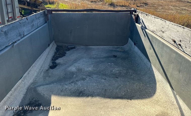 image for item DW2318 1979 Truckweld PTEVSC end dump pup trailer