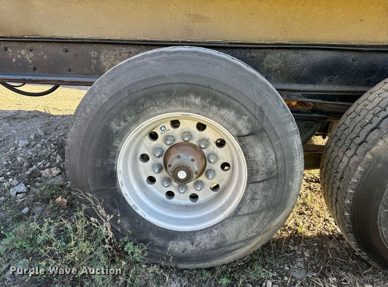 image for item DW2318 1979 Truckweld PTEVSC end dump pup trailer