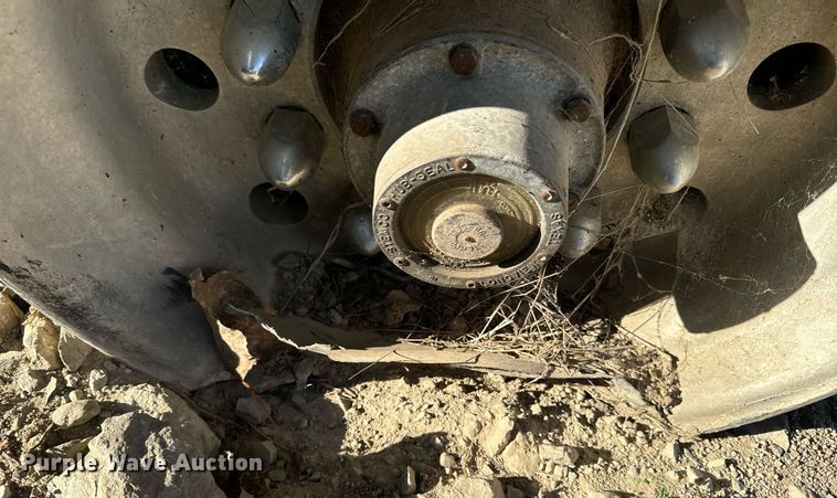 image for item DW2318 1979 Truckweld PTEVSC end dump pup trailer