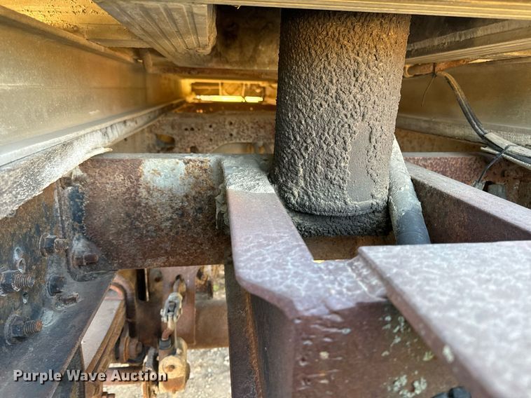 image for item DW2319 1984 East MFG end dump pup trailer