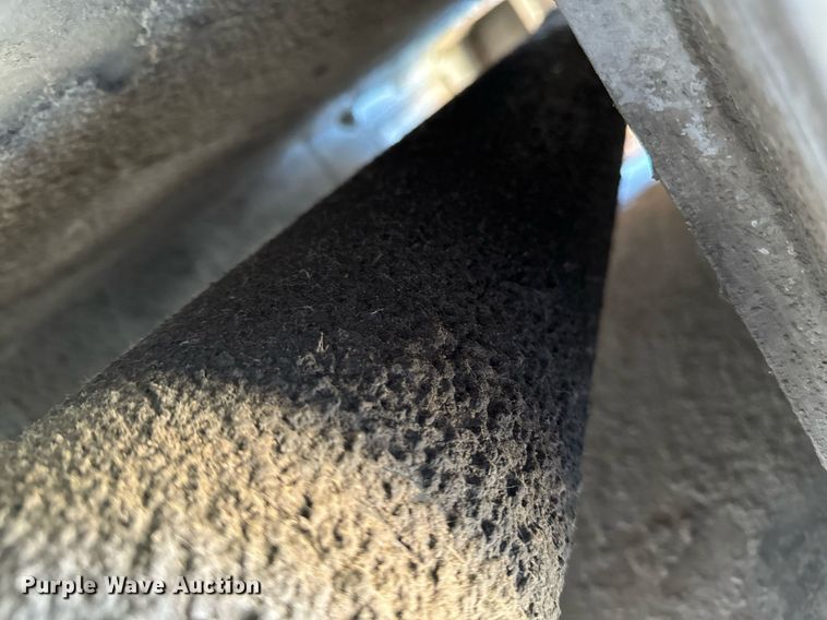 image for item DW2319 1984 East MFG end dump pup trailer