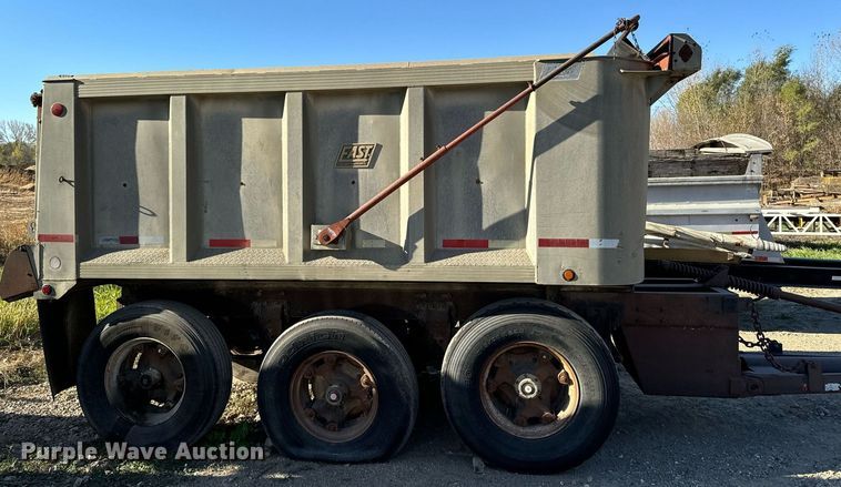 image for item DW2319 1984 East MFG end dump pup trailer