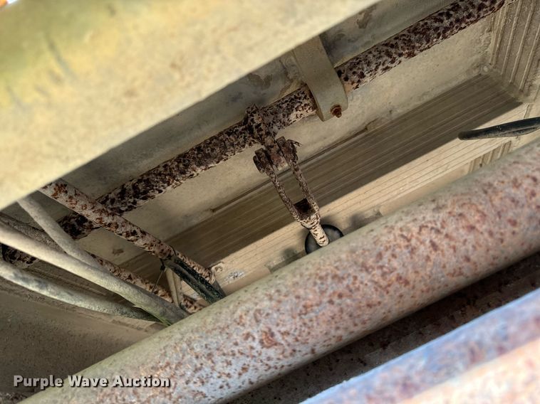 image for item DW2319 1984 East MFG end dump pup trailer