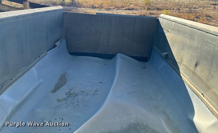 image for item DW2319 1984 East MFG end dump pup trailer