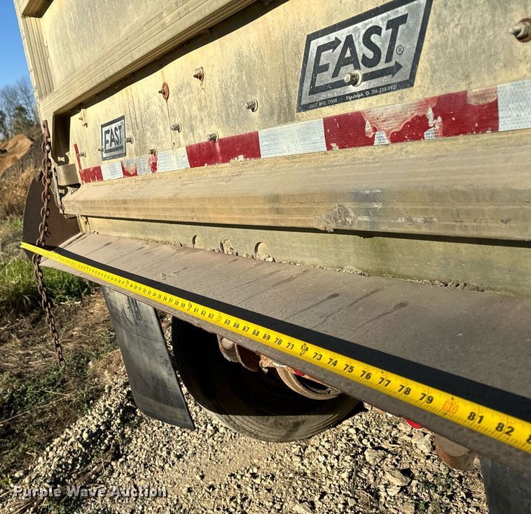 image for item DW2319 1984 East MFG end dump pup trailer