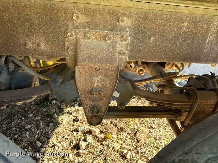 image for item DW2319 1984 East MFG end dump pup trailer