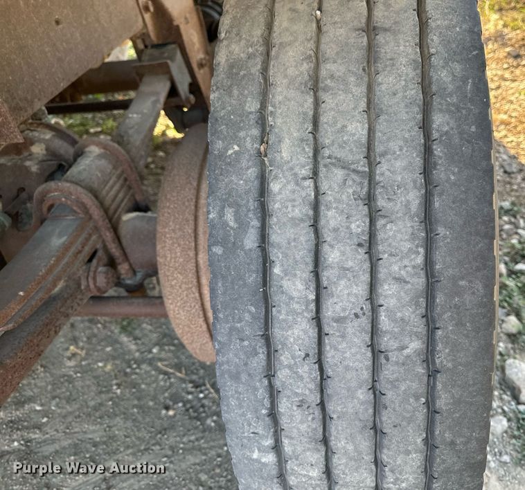 image for item DW2319 1984 East MFG end dump pup trailer