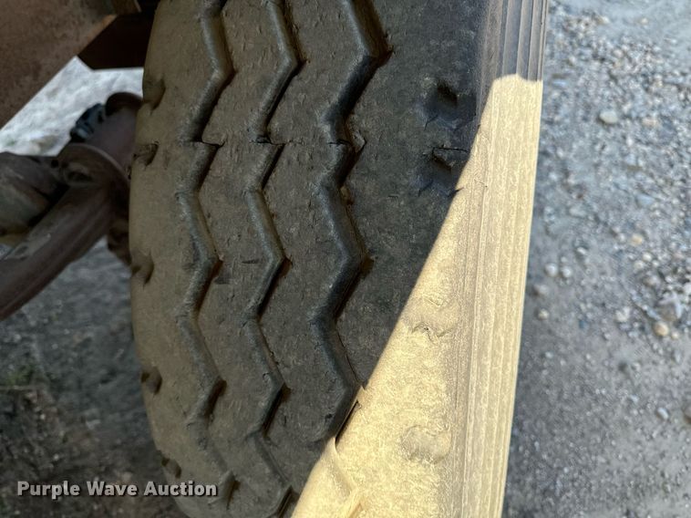 image for item DW2319 1984 East MFG end dump pup trailer