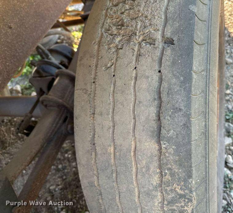 image for item DW2319 1984 East MFG end dump pup trailer