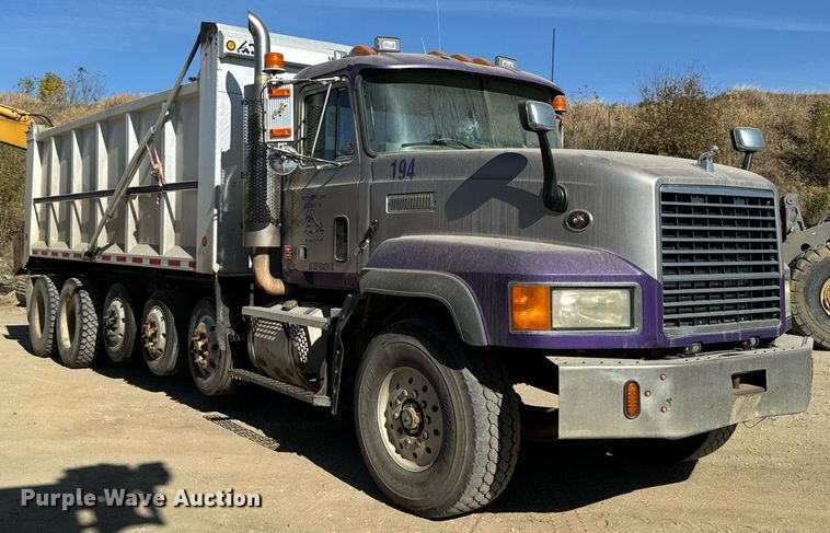 image for item DW2320 1994 Mack CL713 Granite Series dump truck