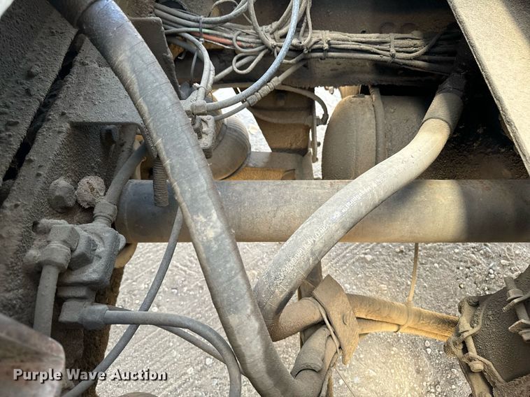 image for item DW2320 1994 Mack CL713 Granite Series dump truck