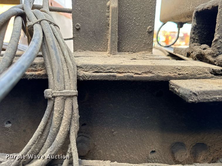 image for item DW2320 1994 Mack CL713 Granite Series dump truck