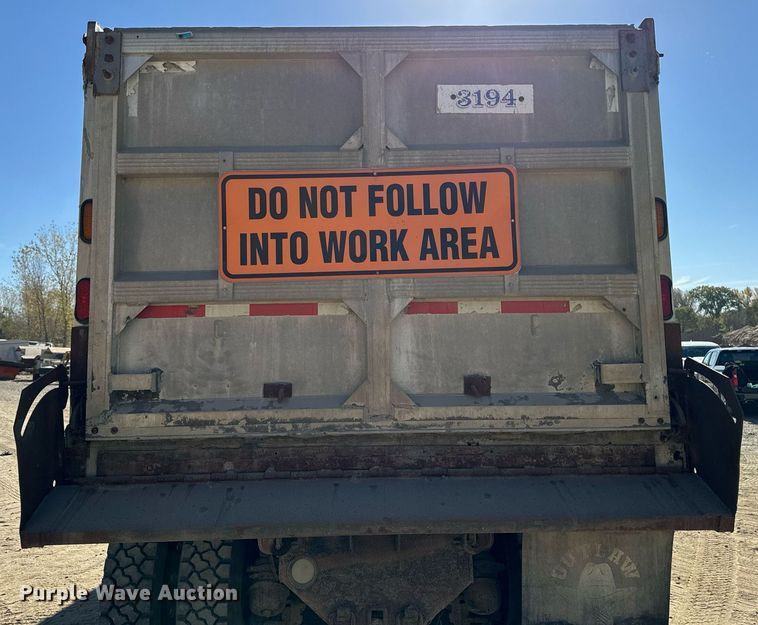 image for item DW2320 1994 Mack CL713 Granite Series dump truck