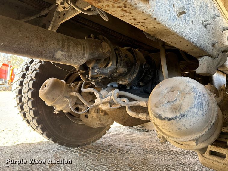 image for item DW2320 1994 Mack CL713 Granite Series dump truck