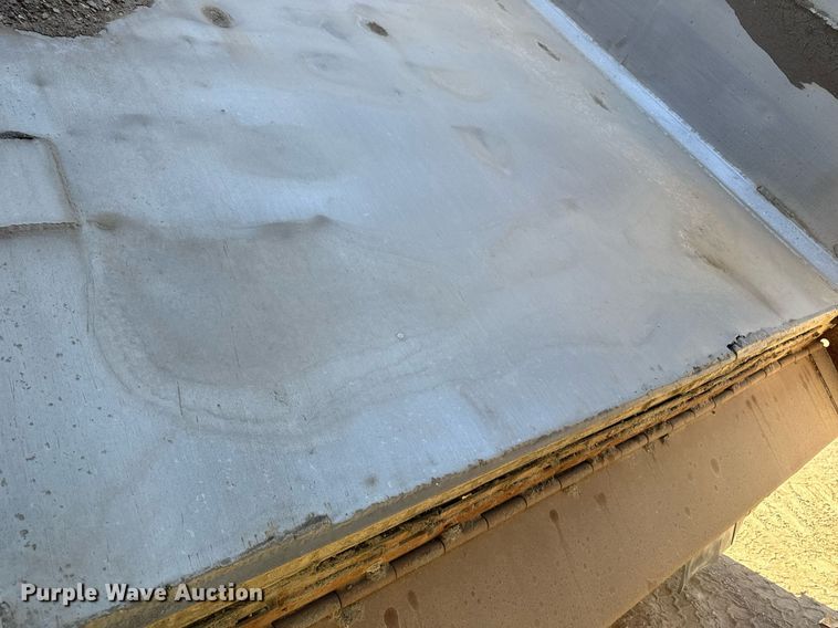 image for item DW2320 1994 Mack CL713 Granite Series dump truck