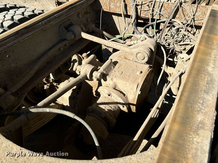 image for item DW2320 1994 Mack CL713 Granite Series dump truck