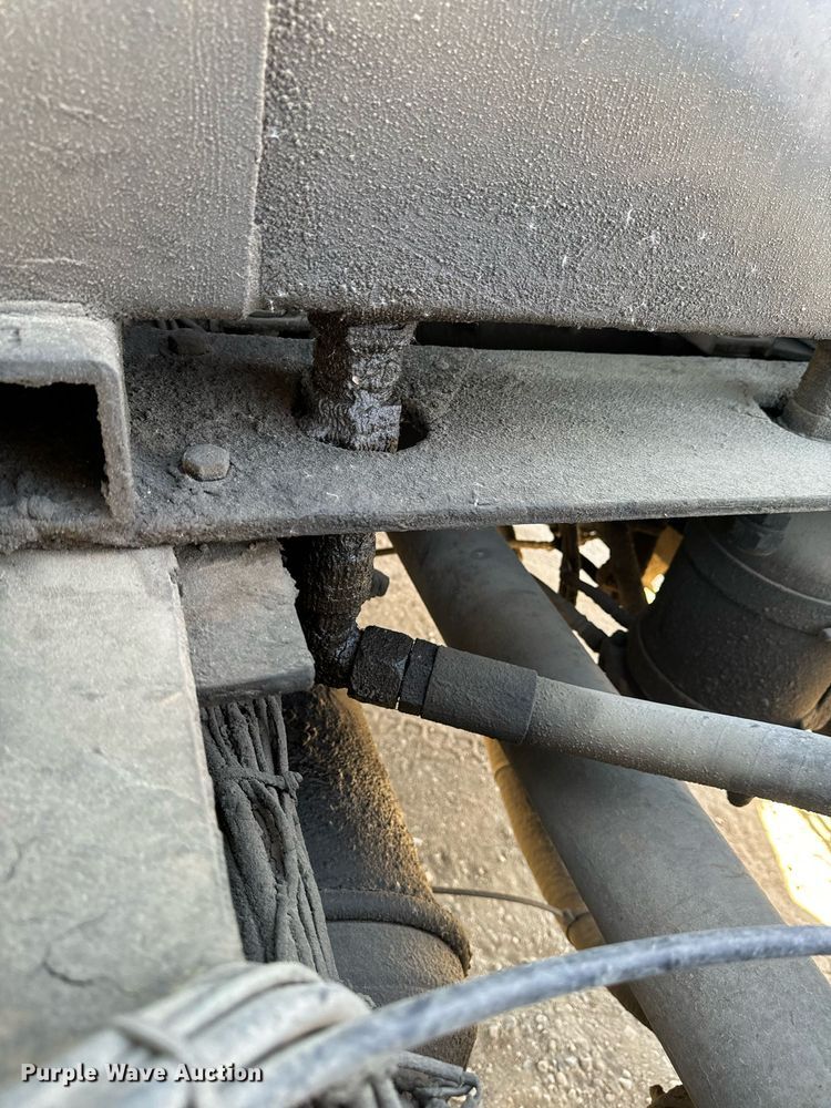 image for item DW2320 1994 Mack CL713 Granite Series dump truck