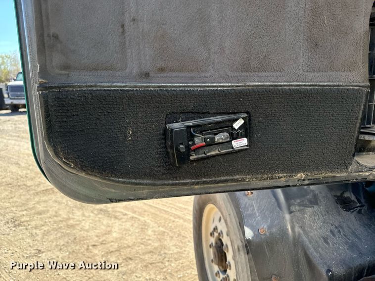 image for item DW2320 1994 Mack CL713 Granite Series dump truck