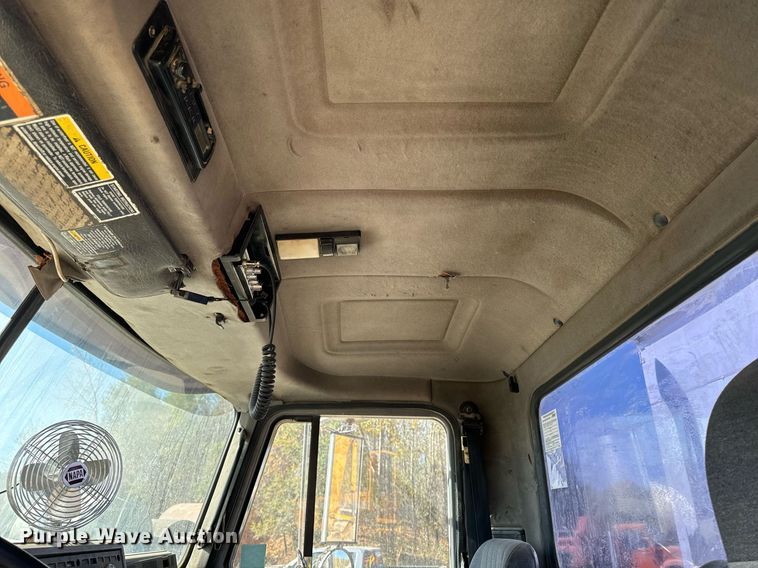 image for item DW2320 1994 Mack CL713 Granite Series dump truck