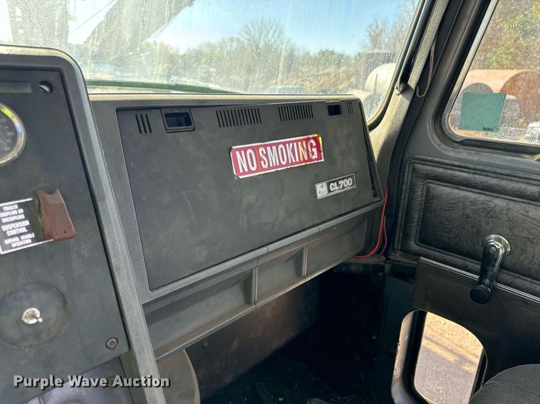 image for item DW2320 1994 Mack CL713 Granite Series dump truck