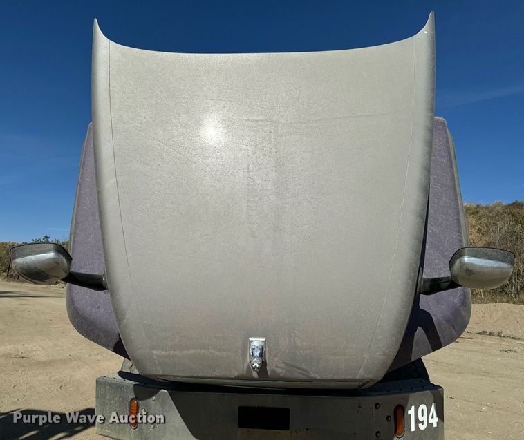 image for item DW2320 1994 Mack CL713 Granite Series dump truck