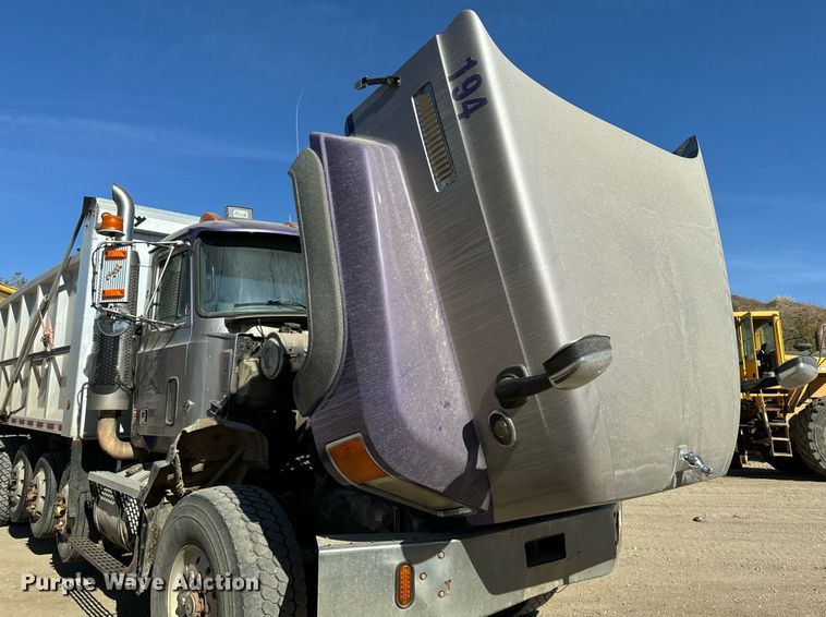 image for item DW2320 1994 Mack CL713 Granite Series dump truck