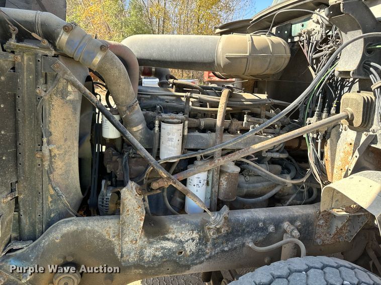 image for item DW2320 1994 Mack CL713 Granite Series dump truck