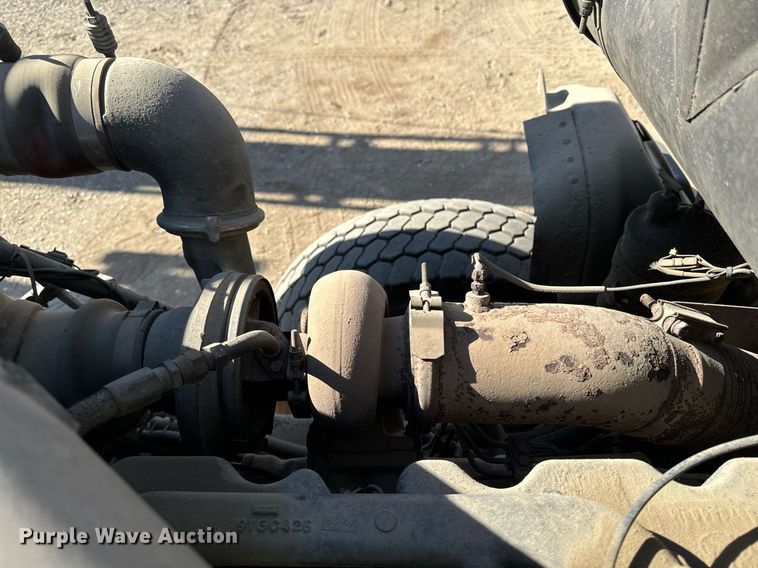 image for item DW2320 1994 Mack CL713 Granite Series dump truck