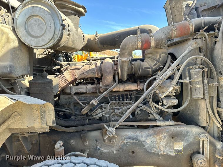 image for item DW2320 1994 Mack CL713 Granite Series dump truck