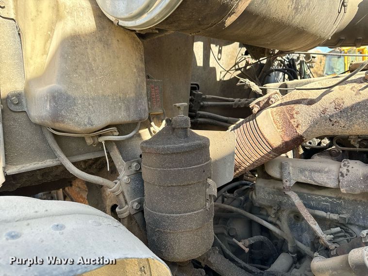 image for item DW2320 1994 Mack CL713 Granite Series dump truck