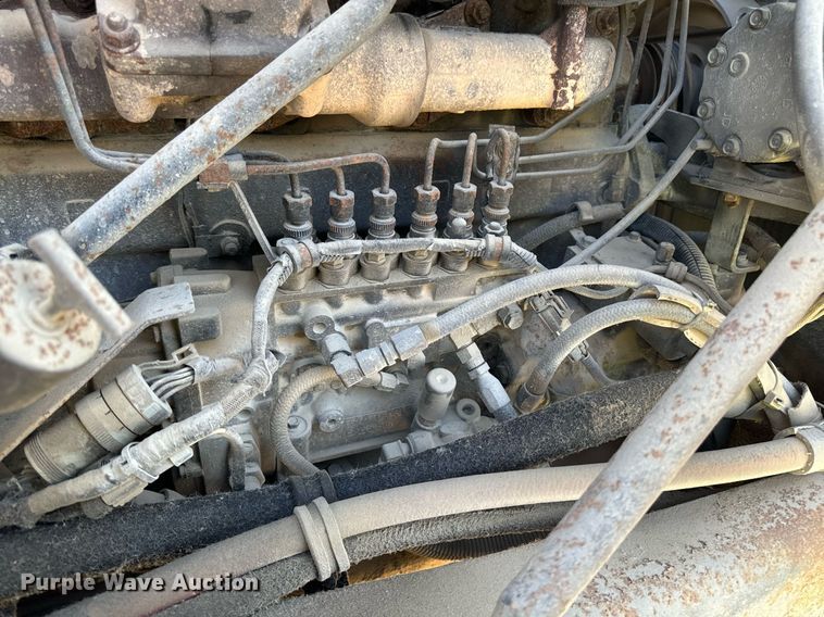 image for item DW2320 1994 Mack CL713 Granite Series dump truck