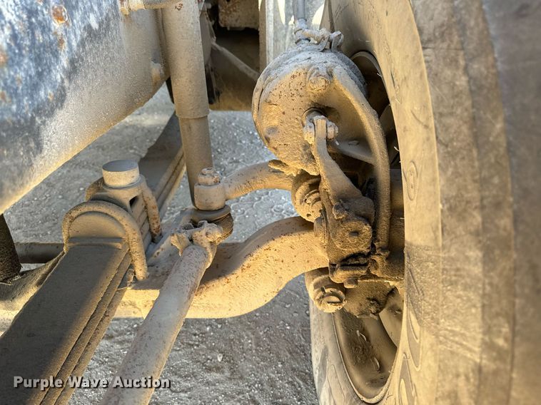 image for item DW2320 1994 Mack CL713 Granite Series dump truck