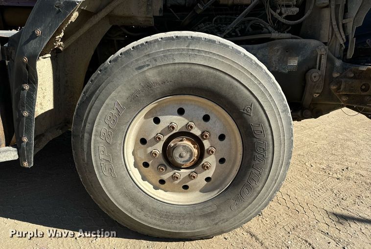 image for item DW2320 1994 Mack CL713 Granite Series dump truck