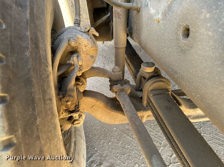 image for item DW2320 1994 Mack CL713 Granite Series dump truck