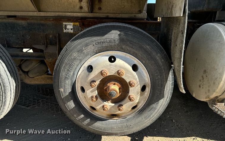 image for item DW2320 1994 Mack CL713 Granite Series dump truck