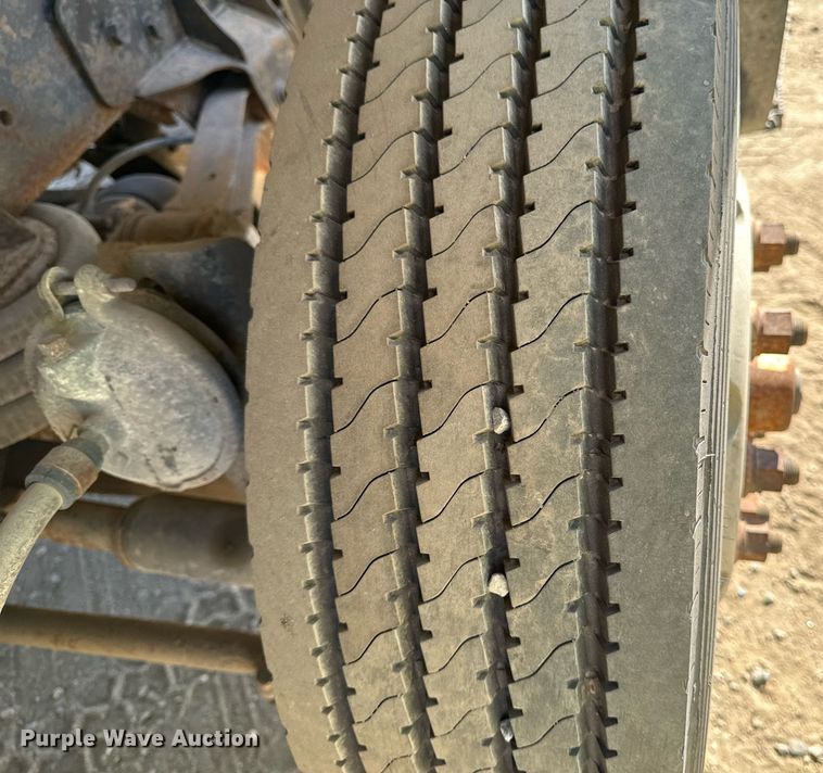 image for item DW2320 1994 Mack CL713 Granite Series dump truck