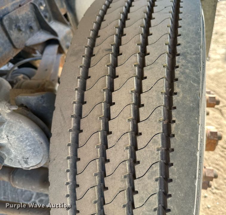 image for item DW2320 1994 Mack CL713 Granite Series dump truck