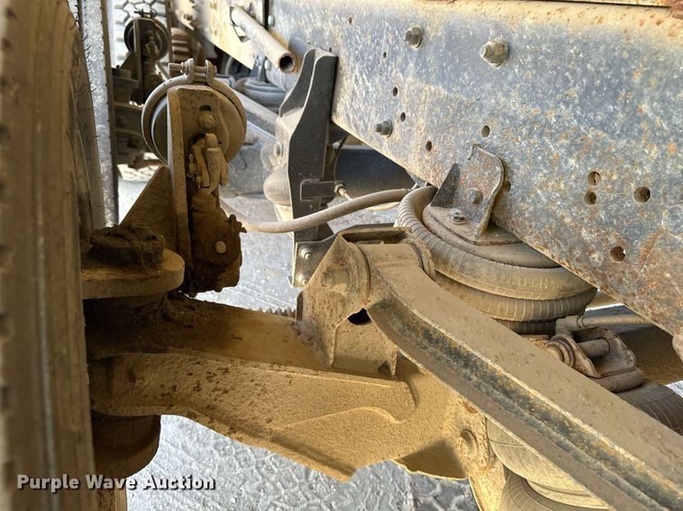 image for item DW2320 1994 Mack CL713 Granite Series dump truck