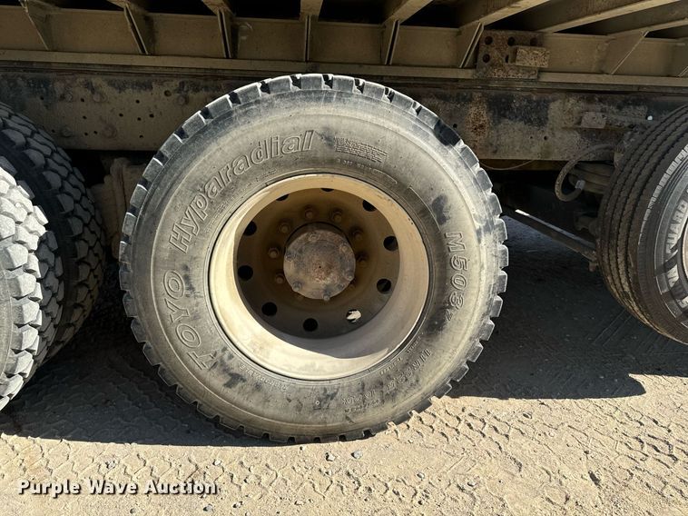 image for item DW2320 1994 Mack CL713 Granite Series dump truck