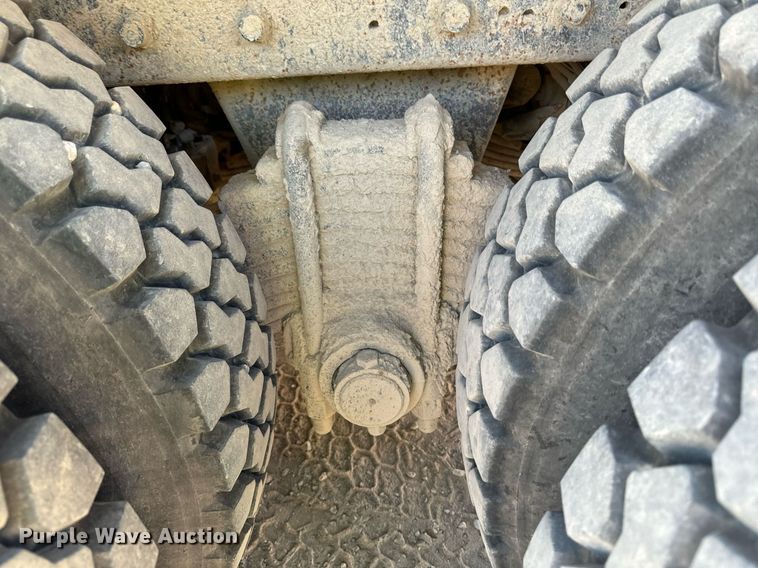 image for item DW2320 1994 Mack CL713 Granite Series dump truck