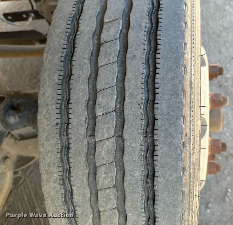 image for item DW2320 1994 Mack CL713 Granite Series dump truck